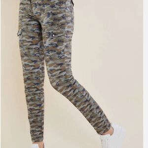 Anatomie Camouflage Skinny Cargo Pants